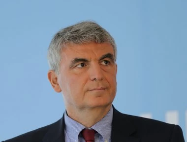 Την ανάγκη της εμπιστοσύνης των ξένων επενδυτών υπογραμμίζει ο Πάνος Τσακλόγλου